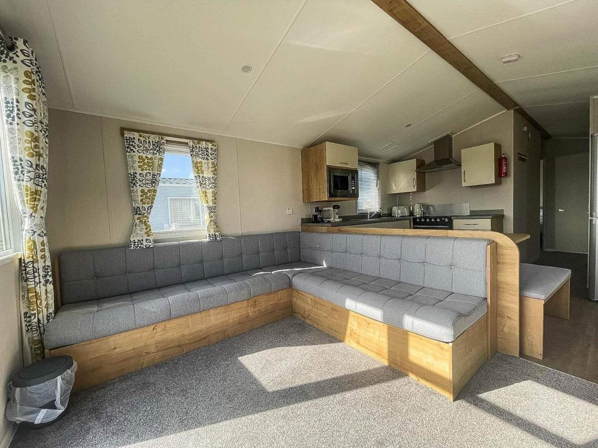 Отель Lovely 8 Berth Caravan For Hire At Barmston Beach Holiday Park Ref 62002O Lund Экстерьер фото
