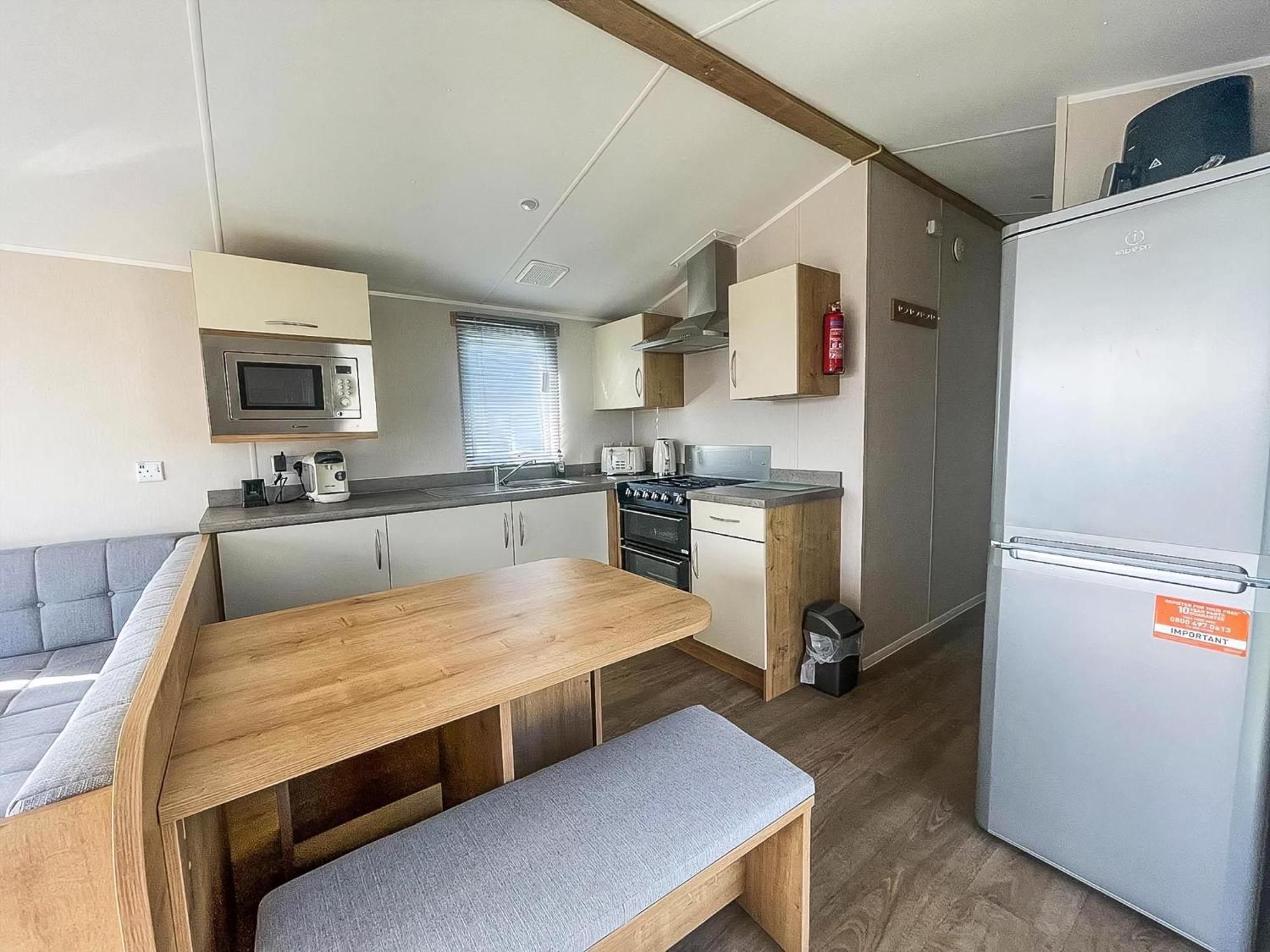 Отель Lovely 8 Berth Caravan For Hire At Barmston Beach Holiday Park Ref 62002O Lund Экстерьер фото