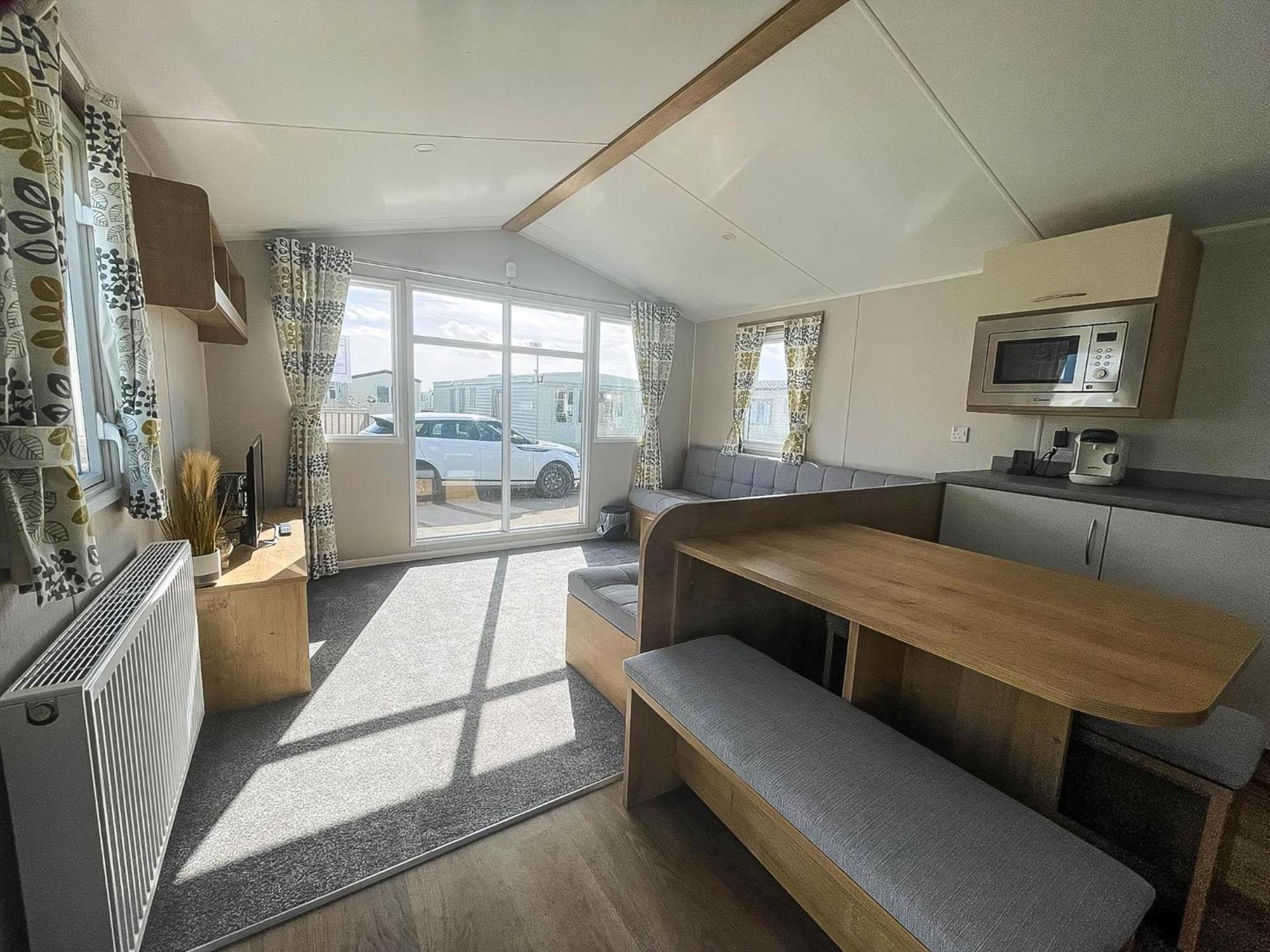 Отель Lovely 8 Berth Caravan For Hire At Barmston Beach Holiday Park Ref 62002O Lund Экстерьер фото